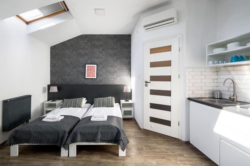 Modern Apartment In The Very Central Location 20 Krasków Eksteriør bilde
